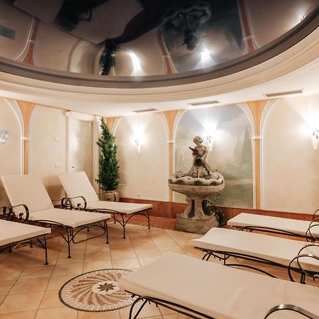 Hotel Tannenhof Brunico Exterior photo